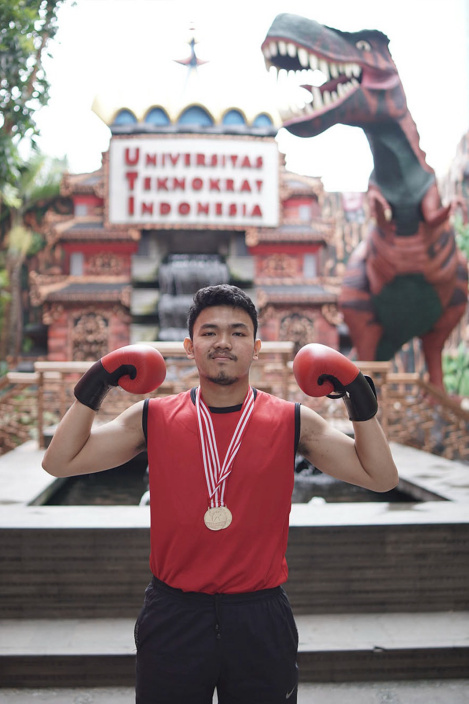 Biqram Anwar Mahasiswa Universitas Teknokrat Raih Medali Perak Cabor