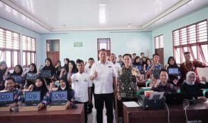 Dosen dan Mahasiswa Universitas Teknokrat Laksanakan PkM di SMAN 11 Bandarlampung