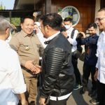 Gubernur Lampung Arinal Djunaidi menyambut Menteri Pertanian dan Menteri Perdagangan di Bandara Radin Inten II. (foto : ist)