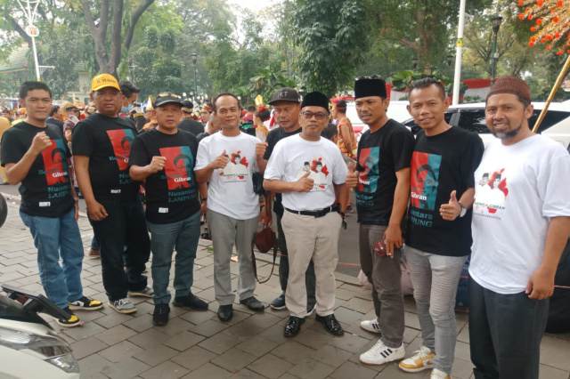 Tim Bocahe Gibran Provinsi Lampung dan Banten turut mengantarkan pendaftaran Capres-Cawapres Prabowo-Gibran daftar KPU. (foto : ist)