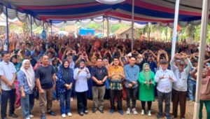 Dialog Hamartoni Berlanjut ke Desa Gedung Makrifat, Disambut Antusias Warga