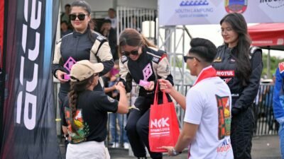 Drifter Perempuan Bersinar di IDS Sumatra 2026, Zita Anjani Beri Dukungan Langsung