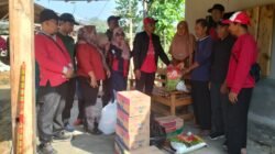 PDI Perjuangan Sumber Jaya Ulurkan Bantuan untuk Korban Kebakaran di Lampung Barat